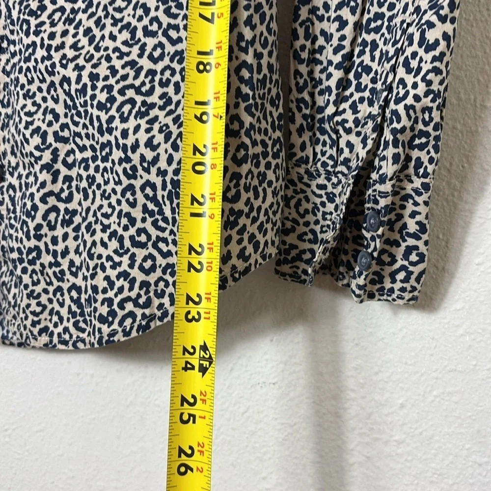 J. Crew Leopard / Cheetah Button Down Shirt size XS